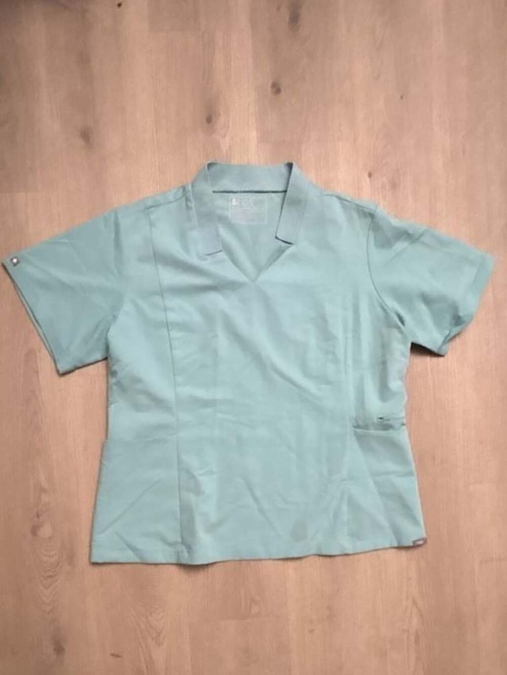 Figs Inala Slim Scrub V-Neck Scrub Top Size XXL Technical Collection Sea Foam